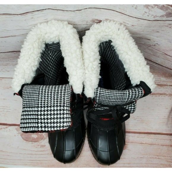 Nature Soft Comfortable Black Red Plaid Faux Fur Rain Snow Boots Cozy Size 8M - Picture 5 of 12